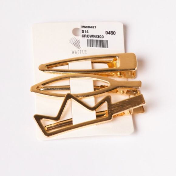 Gold Crown Shaped Clips - Set of 3 - Picture 4 of 6